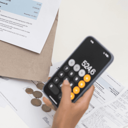 Overview of employee expenses with icons representing various claimable categories